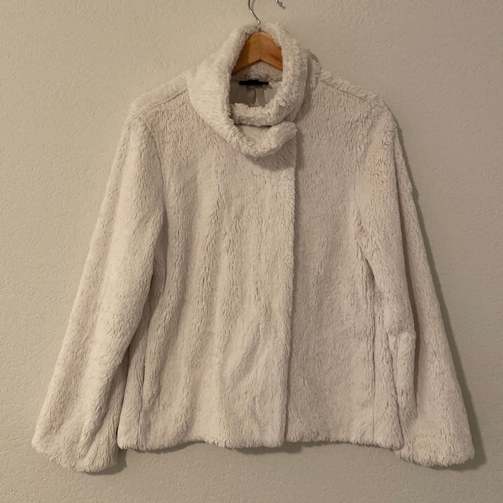 Patagonia Teddy Jacket, size medium